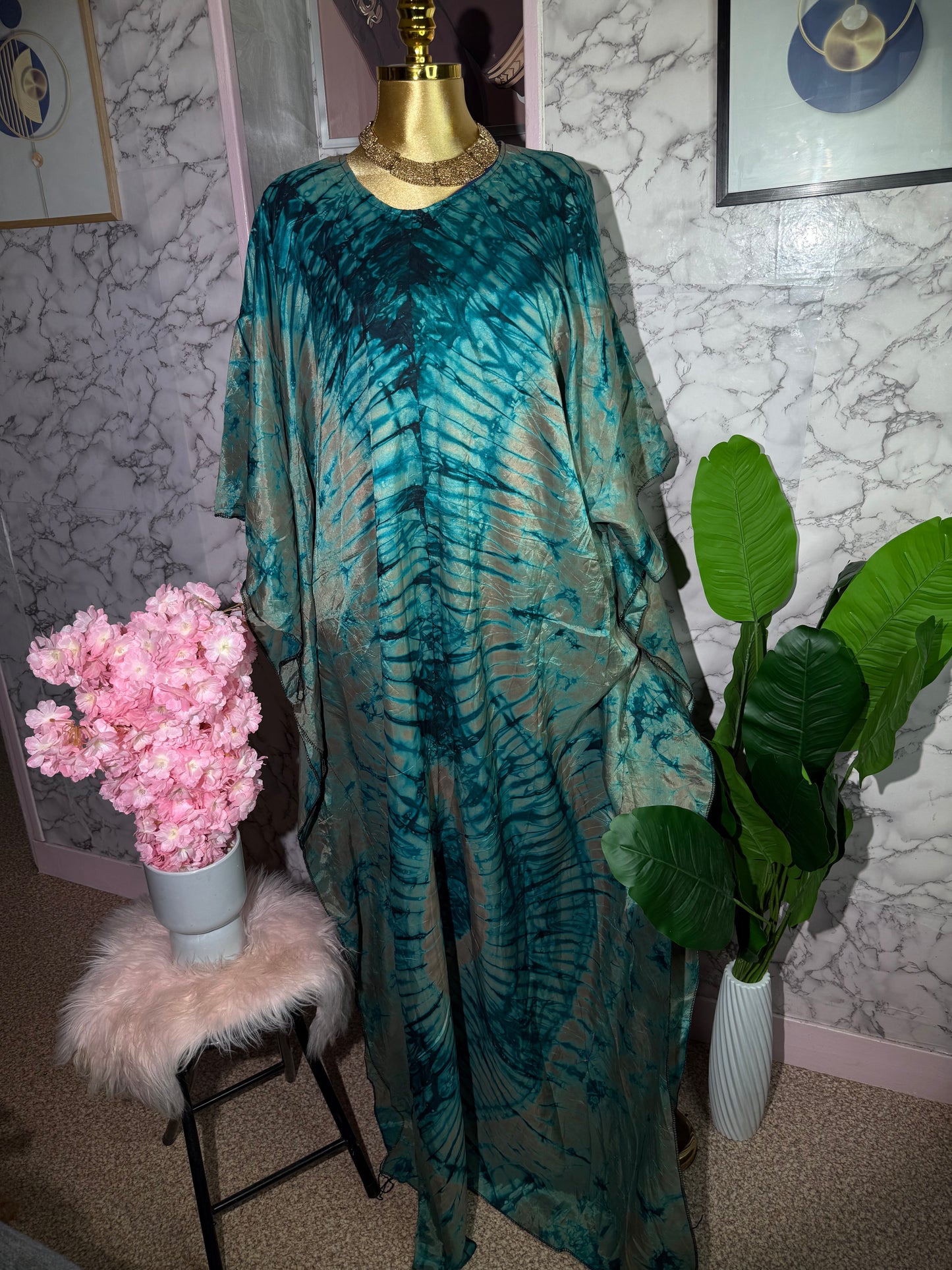 Adire bubu gown 
One size fits a uk 8-22 length