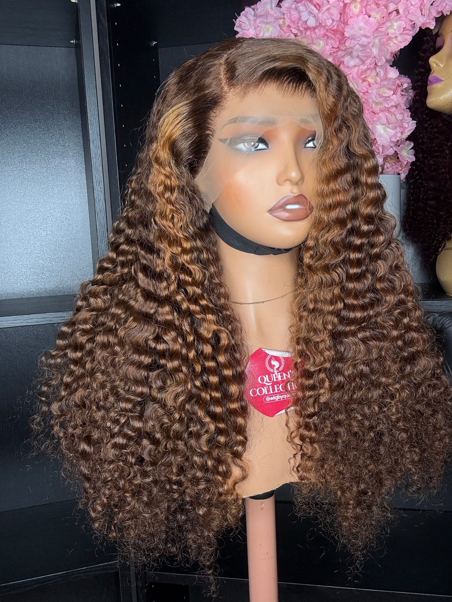 Full frontal 24” pixie curly