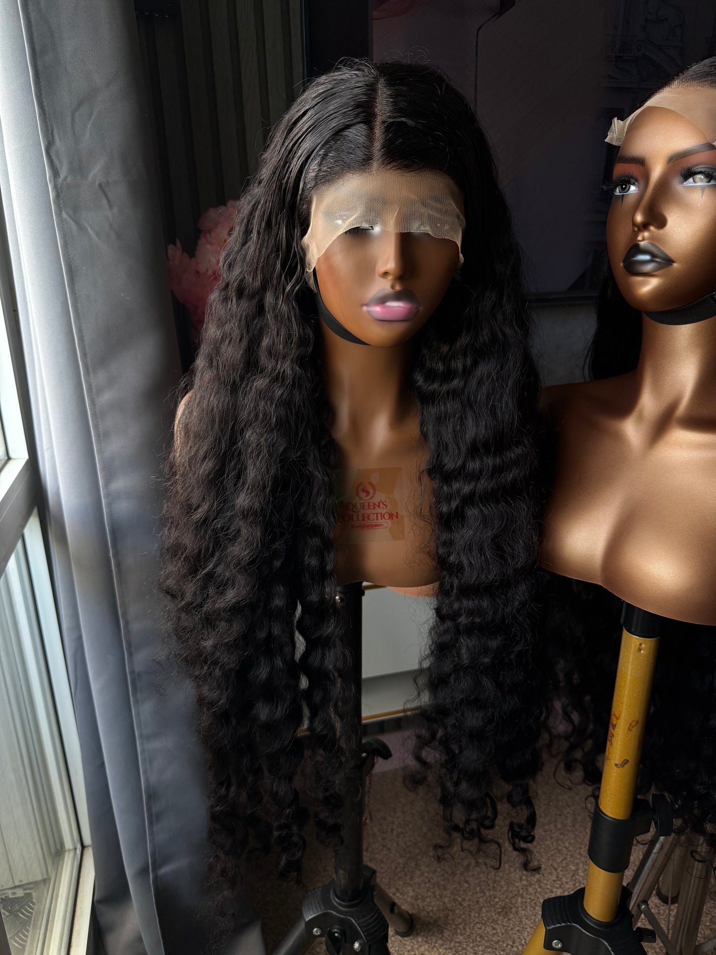 Full frontal luxury deep wave curly 40” 350grams